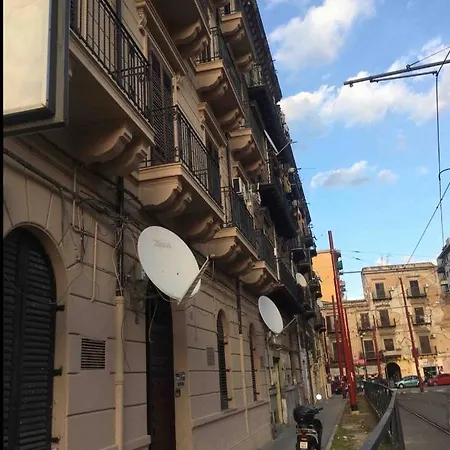 Station Holidays Appartamento Palermo